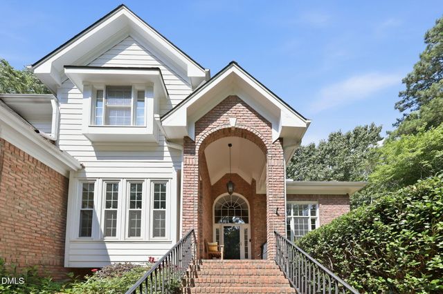 6 King William Court, Raleigh, NC 27613