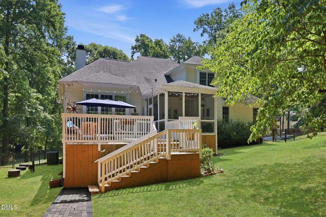 6 King William Court, Raleigh, NC 27613