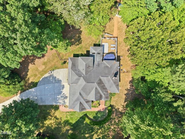 6 King William Court, Raleigh, NC 27613