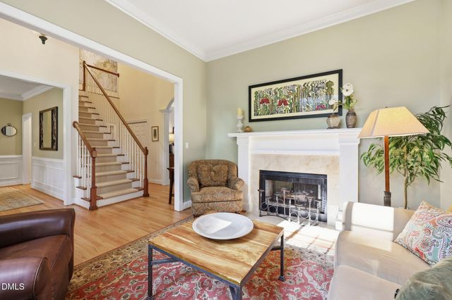 6 King William Court, Raleigh, NC 27613