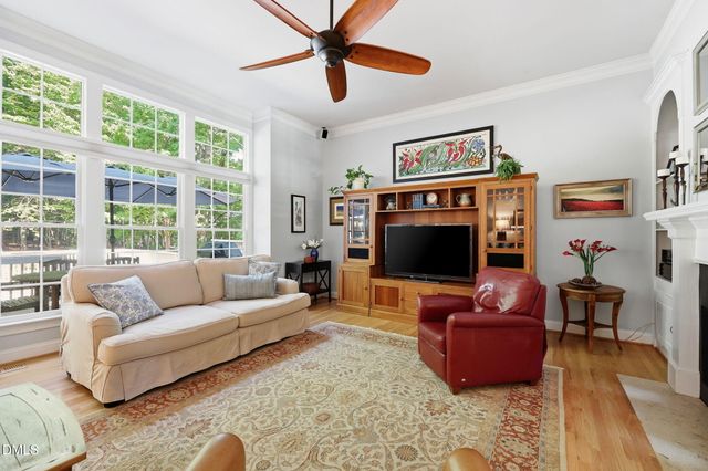 6 King William Court, Raleigh, NC 27613