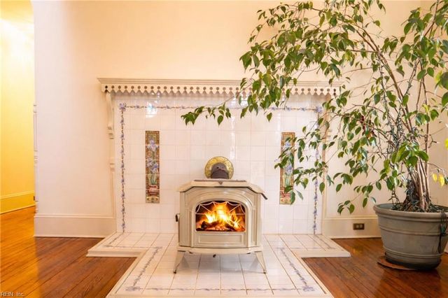 6392 Main ST, Gloucester, VA 23061