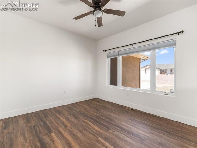 1194 E Gunpowder Lane, Pueblo, CO 81007