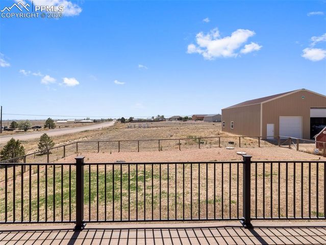 1194 E Gunpowder Lane, Pueblo, CO 81007