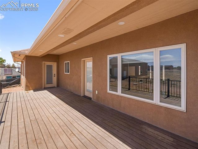 1194 E Gunpowder Lane, Pueblo, CO 81007