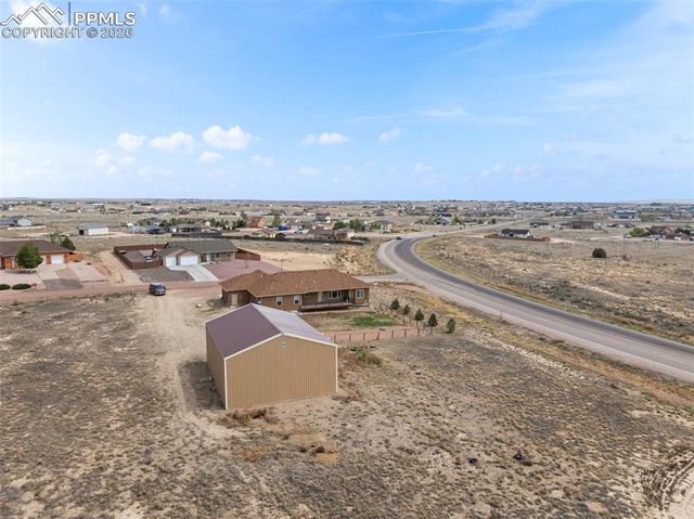 1194 E Gunpowder Lane, Pueblo, CO 81007