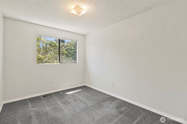 25312 45th Avenue S, Kent, WA 98032