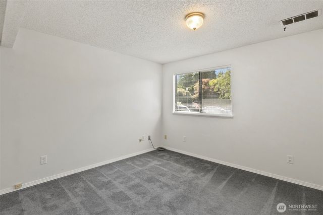 25312 45th Avenue S, Kent, WA 98032