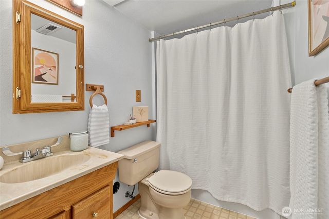 25312 45th Avenue S, Kent, WA 98032