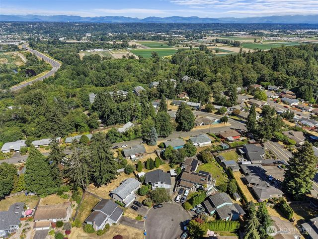 25312 45th Avenue S, Kent, WA 98032