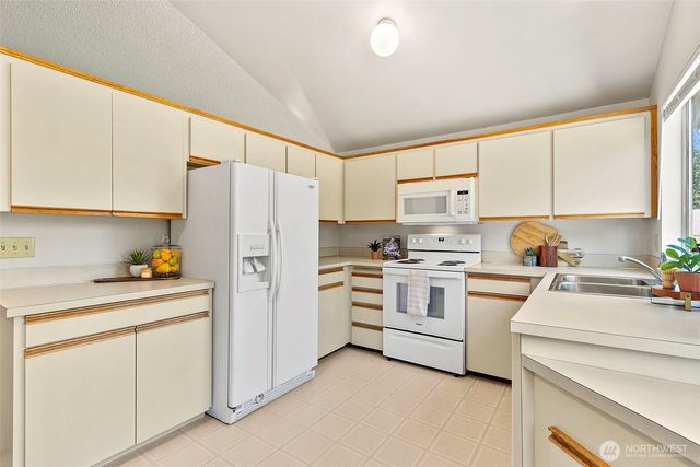 25312 45th Avenue S, Kent, WA 98032