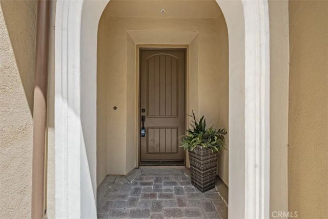 21265 Baeza Circle, Huntington Beach, CA 92648
