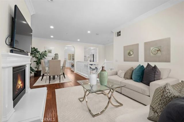 21265 Baeza Circle, Huntington Beach, CA 92648