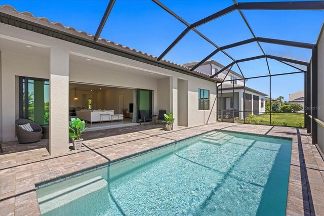 16211 HIDDEN OAK LOOP, Lakewood Ranch, FL 34211