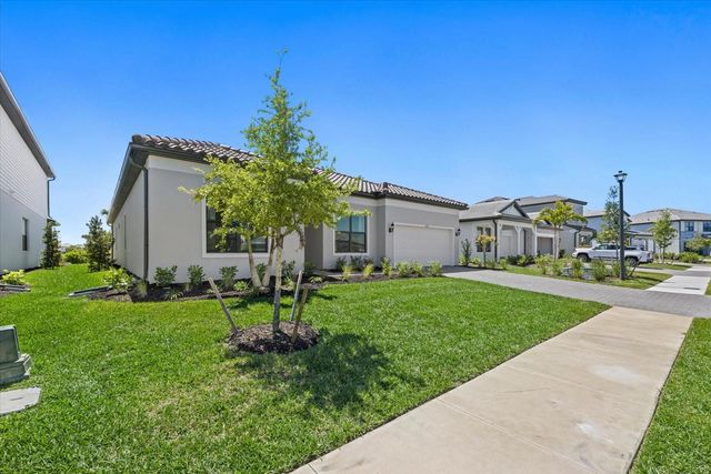 16211 HIDDEN OAK LOOP, Lakewood Ranch, FL 34211