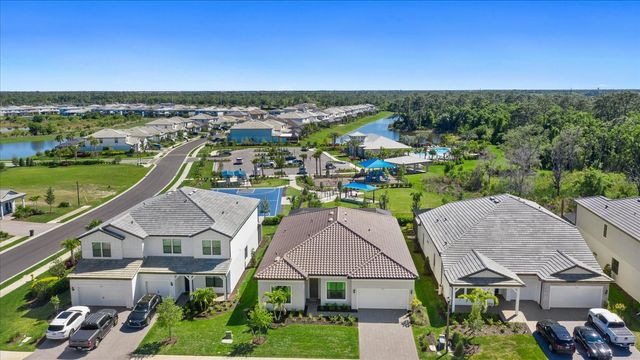 16211 HIDDEN OAK LOOP, Lakewood Ranch, FL 34211