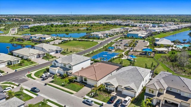 16211 HIDDEN OAK LOOP, Lakewood Ranch, FL 34211