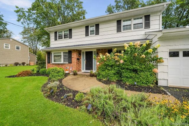 240 Center Street, Pearl River, NY 10965