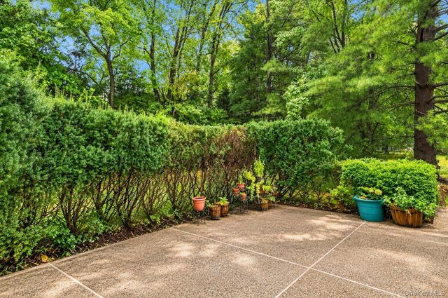 240 Center Street, Pearl River, NY 10965