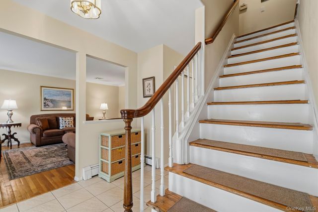 240 Center Street, Pearl River, NY 10965