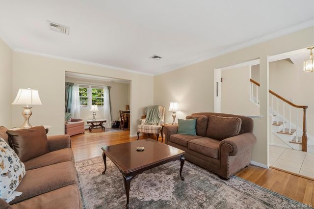 240 Center Street, Pearl River, NY 10965