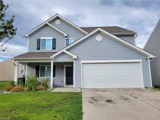 5105 Apsley Drive, Mcleansville, NC 27301