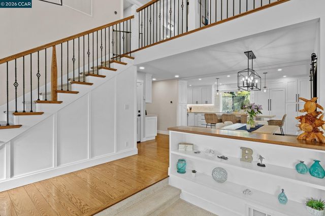 1734 Orleans Ct, Walnut Creek, CA 94598