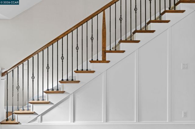 1734 Orleans Ct, Walnut Creek, CA 94598