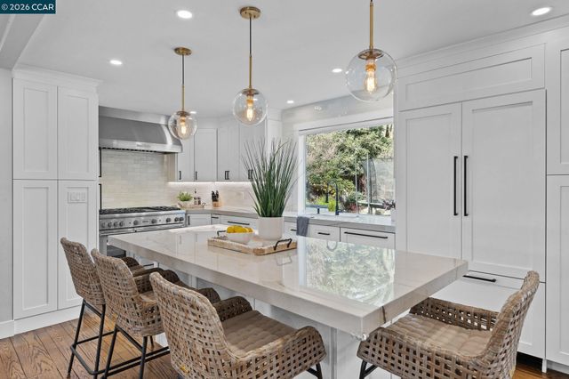 1734 Orleans Ct, Walnut Creek, CA 94598