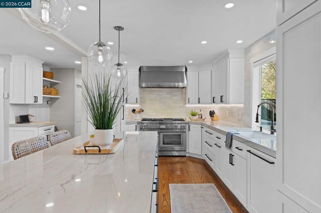 1734 Orleans Ct, Walnut Creek, CA 94598