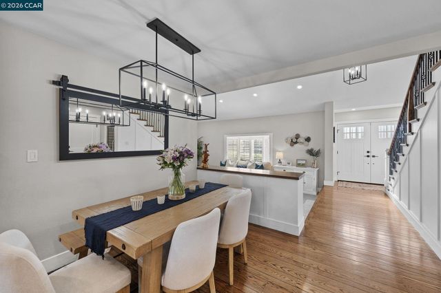 1734 Orleans Ct, Walnut Creek, CA 94598