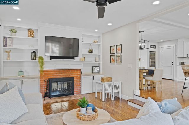 1734 Orleans Ct, Walnut Creek, CA 94598