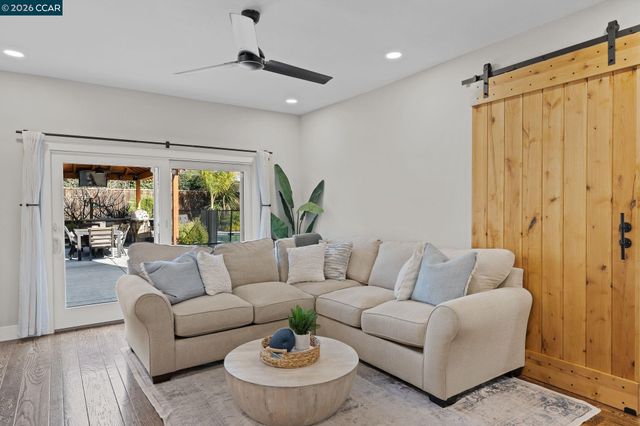 1734 Orleans Ct, Walnut Creek, CA 94598