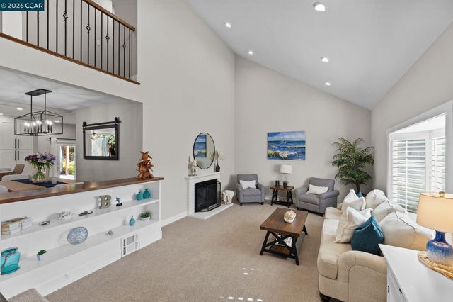 1734 Orleans Ct, Walnut Creek, CA 94598