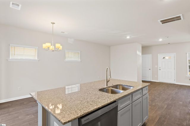 137 Foundation Way, Simpsonville, SC 29681