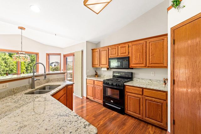 N26W27080 Prospect AVENUE, Pewaukee, WI 53072