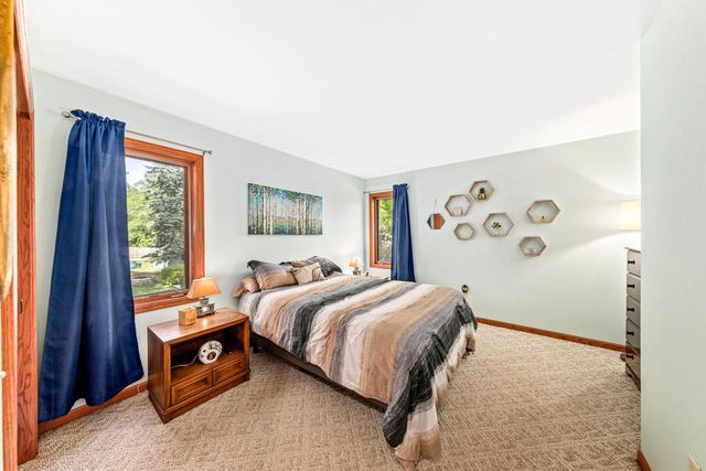 N26W27080 Prospect AVENUE, Pewaukee, WI 53072