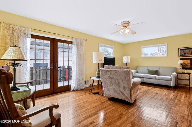 107 Stockton Avenue, Ocean Grove, NJ 07756