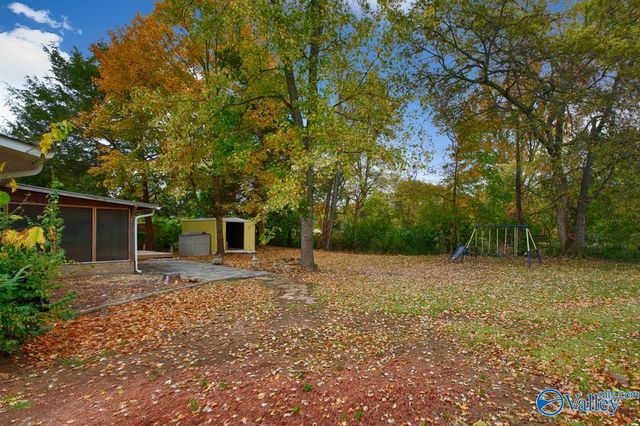 2139 Birchwood Drive NE, Huntsville, AL 35811
