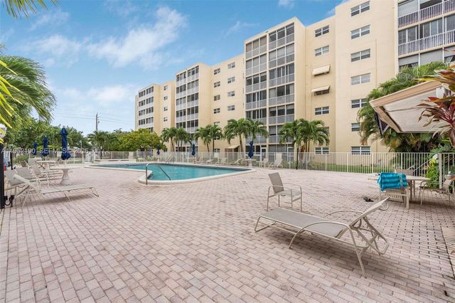 609 NE 14th Ave 603, Hallandale Beach, FL 33009