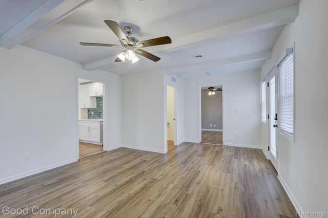 3220 Warick Road, Royal Oak, MI 48073