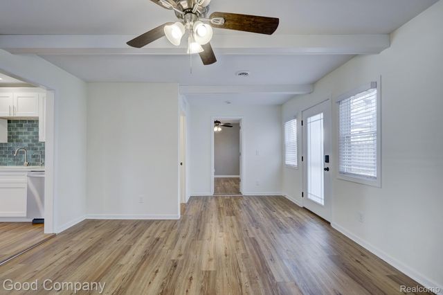 3220 Warick Road, Royal Oak, MI 48073