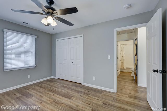 3220 Warick Road, Royal Oak, MI 48073