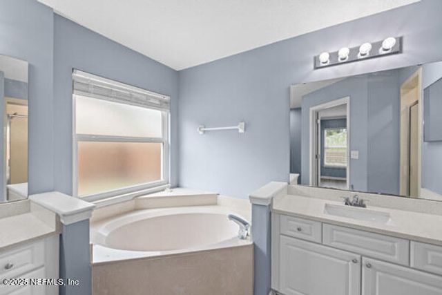 11978 CANTERWOOD Drive, Jacksonville, FL 32246