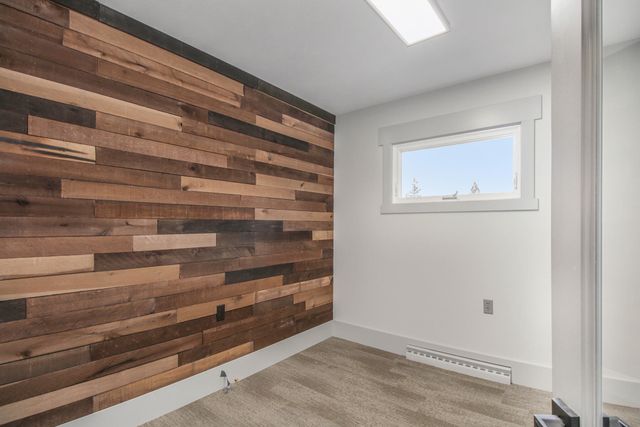402 Thornton Street, Middleville Vlg, MI 49333