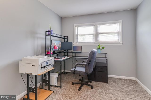 1047 CORONET RD, Warminster, PA 18974