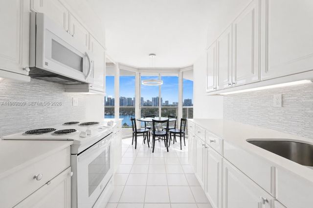 3598 Yacht Club Drive 1204, Aventura, FL 33180