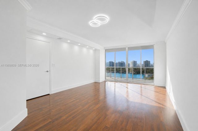3598 Yacht Club Drive 1204, Aventura, FL 33180
