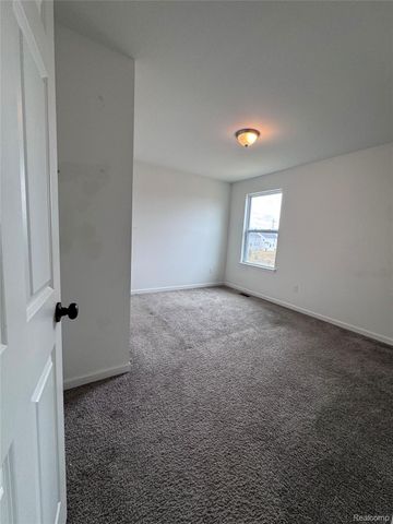 9480 White Tail Drive, Ypsilanti Charter Township, MI 48197