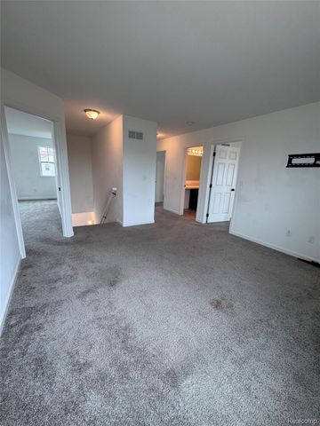 9480 White Tail Drive, Ypsilanti Charter Township, MI 48197